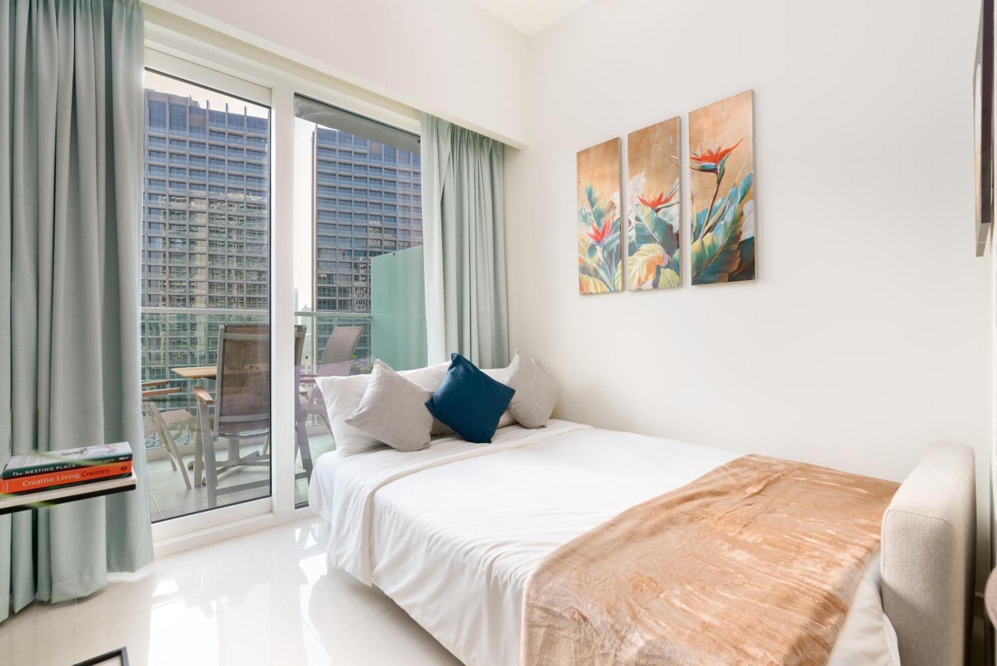 Ultimate / Big Terrace / Brand New / Business Bay / 4 People Apartment